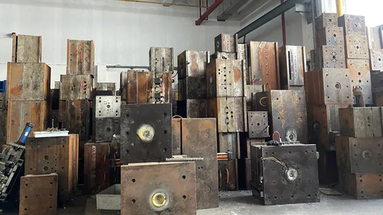 Professional Plastic Mould Manufacturing Factory Plastic Molding 